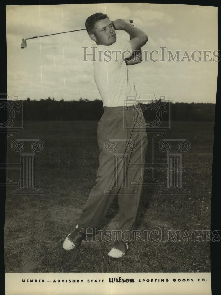 Press Photo Golfer Fred Hawkins, Wilson Sporting Goods Company Staff Member- Historic Images