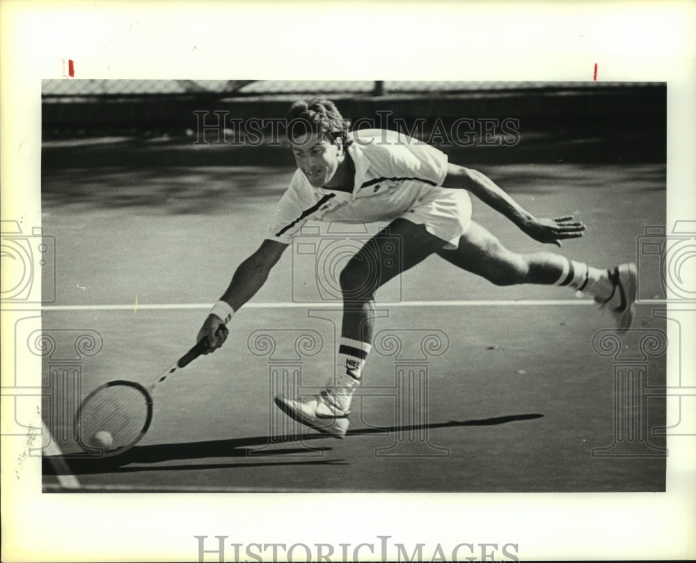 1984 Press Photo Charles Honey, Trinity Tennis Player - sas12554- Historic Images