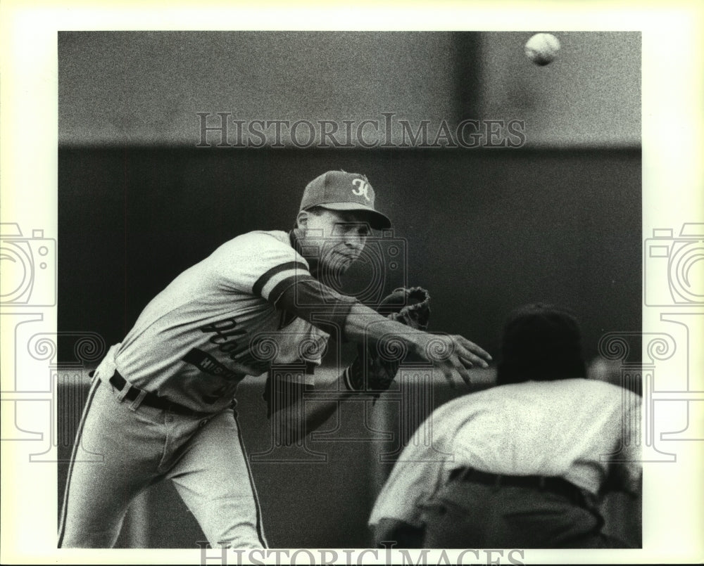 1991 Press Photo Joseph Onotrie, Jay High School Baseball Player at Holmes Game- Historic Images