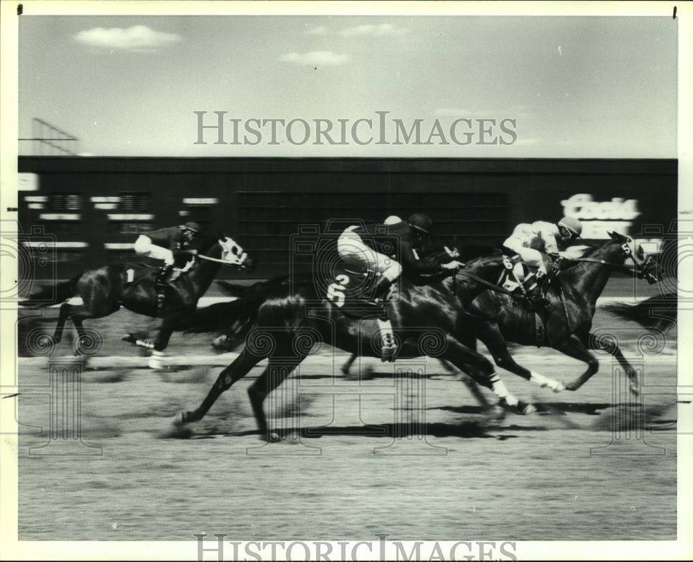 1993 Press Photo Race Horses and Jockeys Race at Bandera Downs Track - sas12586- Historic Images