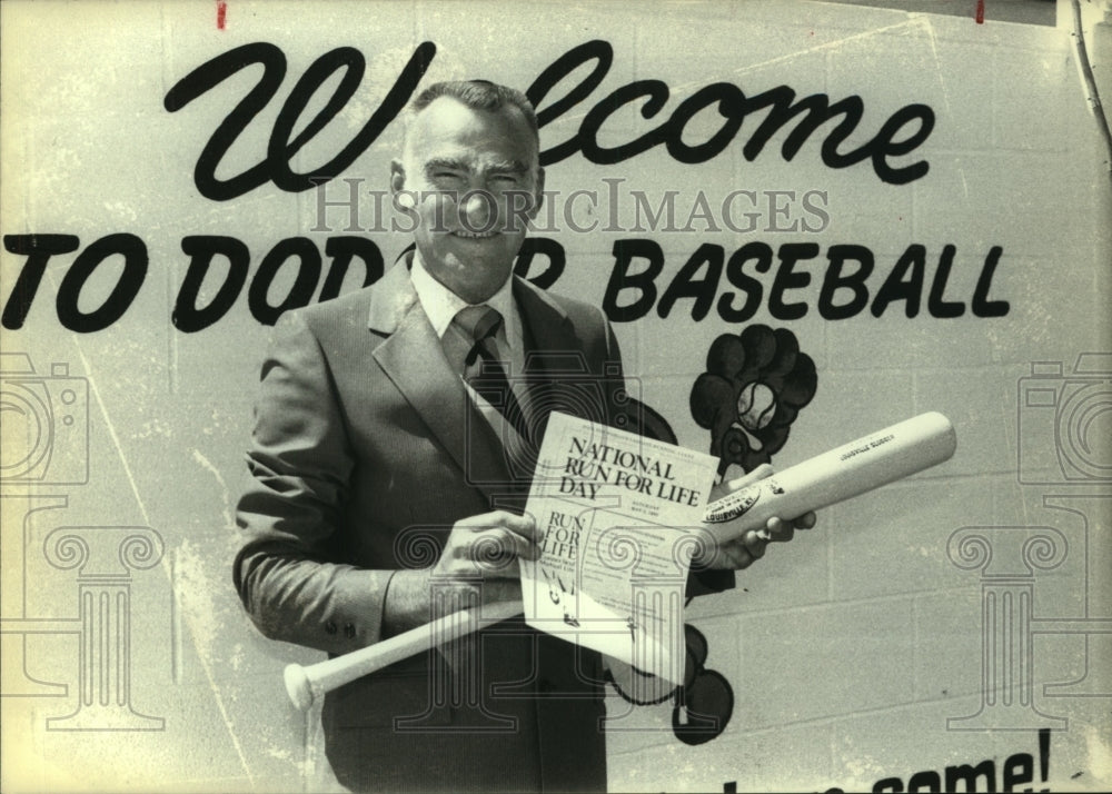 1980 Press Photo Wally Moon of San Antonio Dodgers Baseball - sas12801- Historic Images