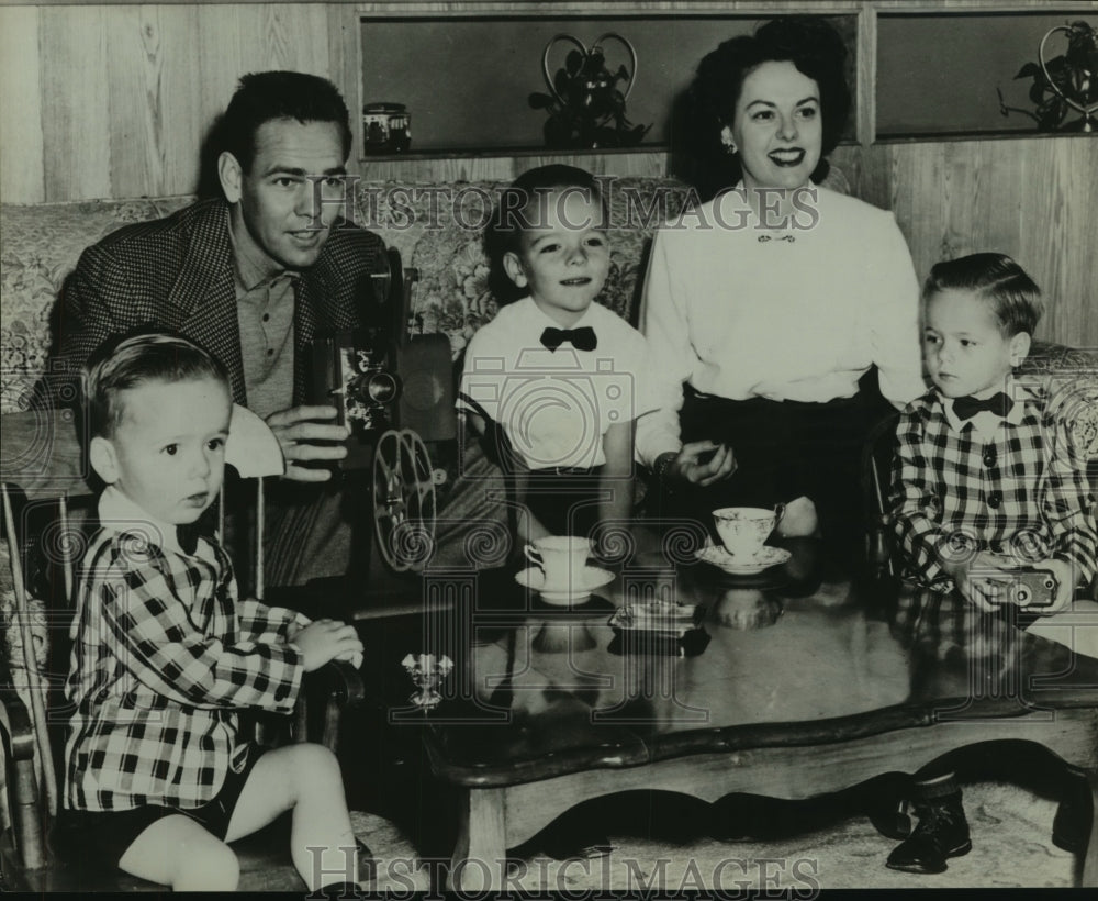 1941 Press Photo Jack Kramer with Wife and Sons - sas12807- Historic Images