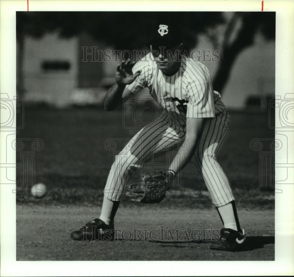 1992 Press Photo Todd Stanley, Clark High School Baseball Player at Practice- Historic Images