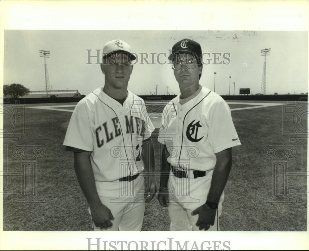 1993 Press Photo High school baseball coach Joe Moon and player Sean Alvarez- Historic Images