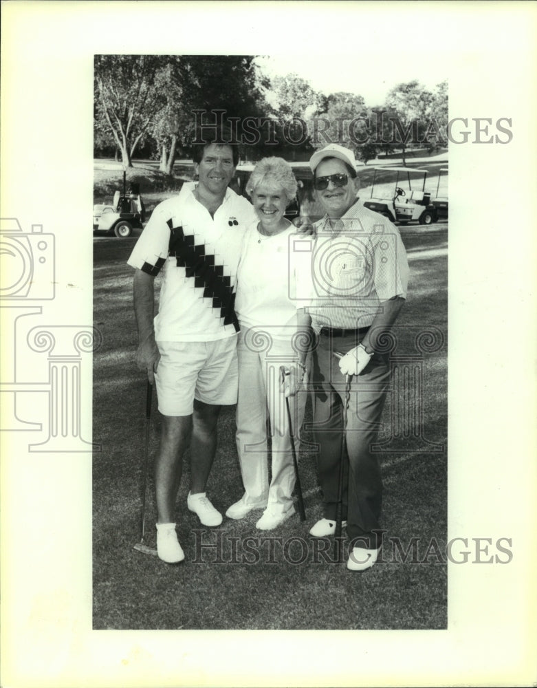 1991 Press Photo Football player Tommy Kramer with Jane An Slater and Roy Kaiser- Historic Images