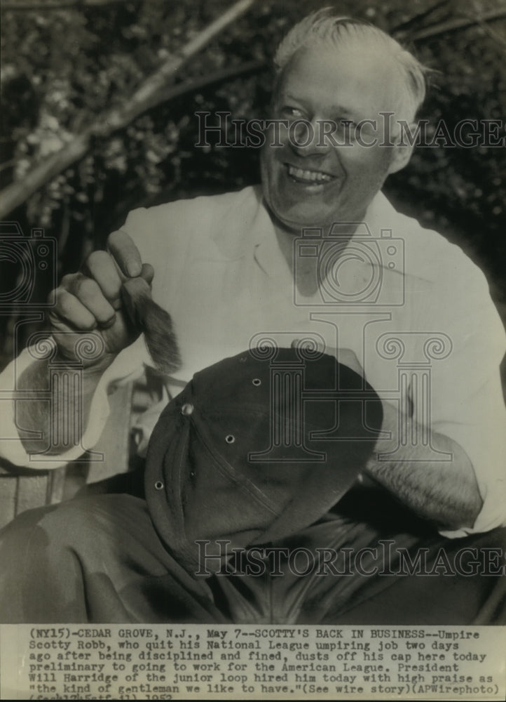 1952 Press Photo Scotty Robb, American League Baseball Umpire - sas13156- Historic Images