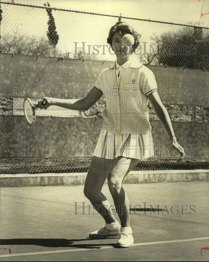 1962 Press Photo Tennis player Marilyn Montgomery - sas13241- Historic Images