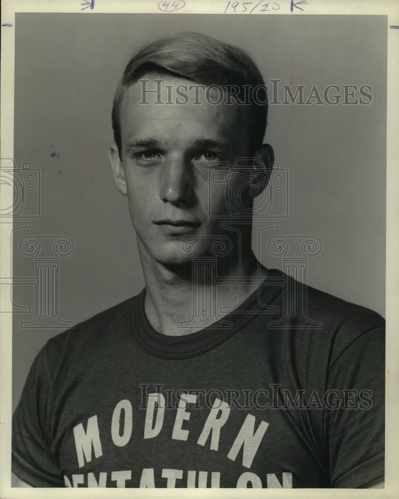 1968 Press Photo Chuck Richards for Army Junior Olympic Development Clinic- Historic Images