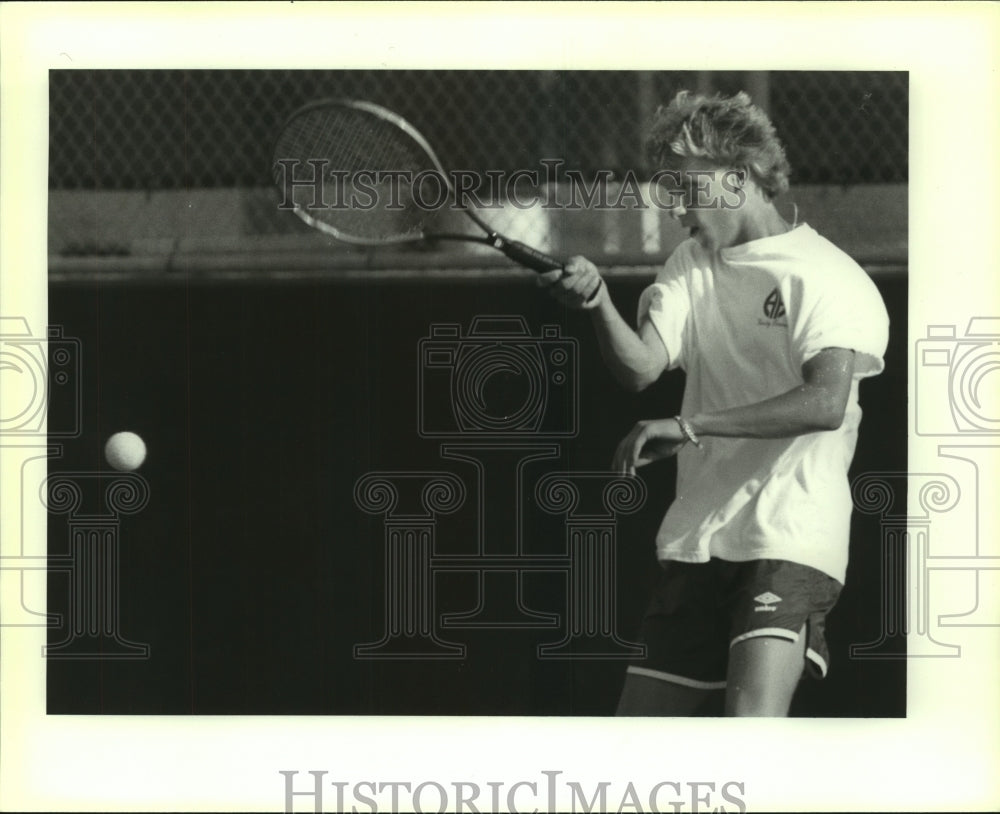 1992 Press Photo Wally Baker, Alamo Heights High School Tennis Player- Historic Images