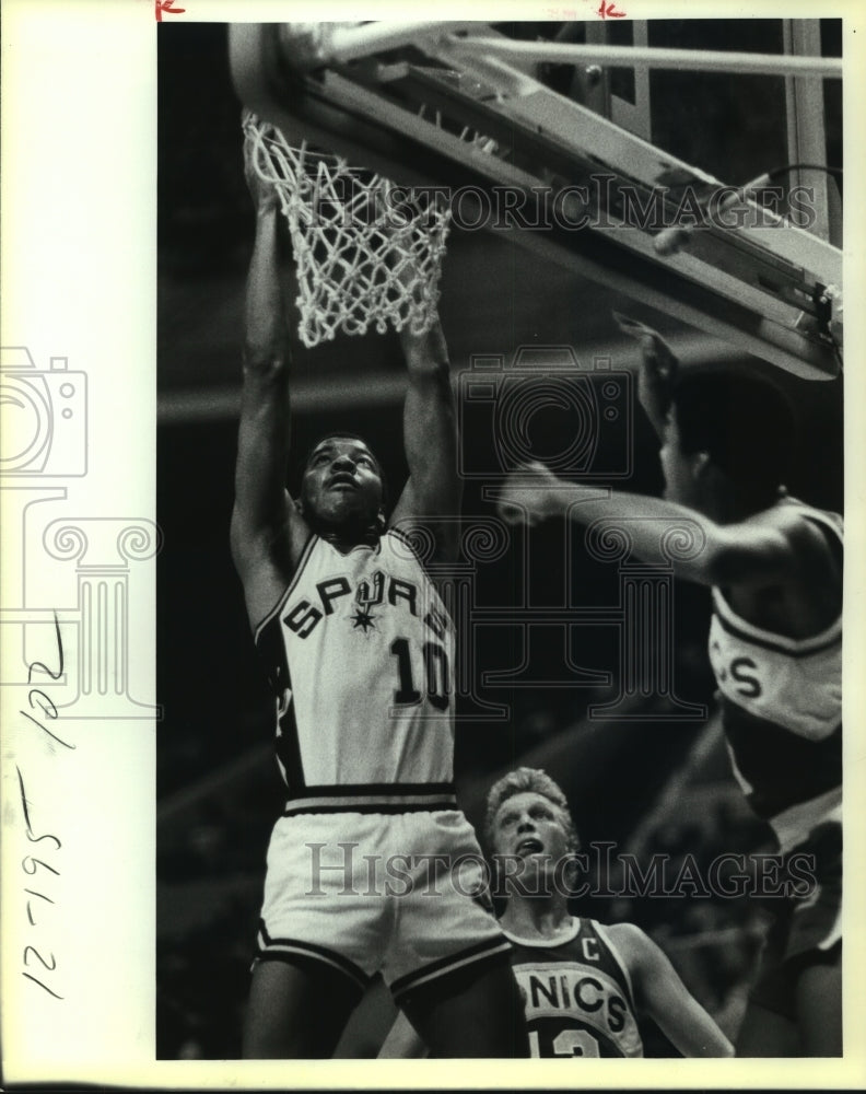 1983 Press Photo Keith Edmonson, San Antonio Spurs Basketball Player at Game- Historic Images