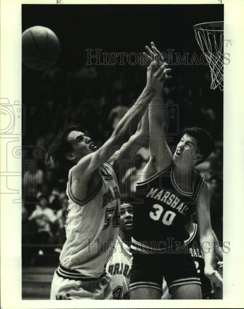 1993 Press Photo Tray Bailey, Marshall High School Basketball Player at Game- Historic Images