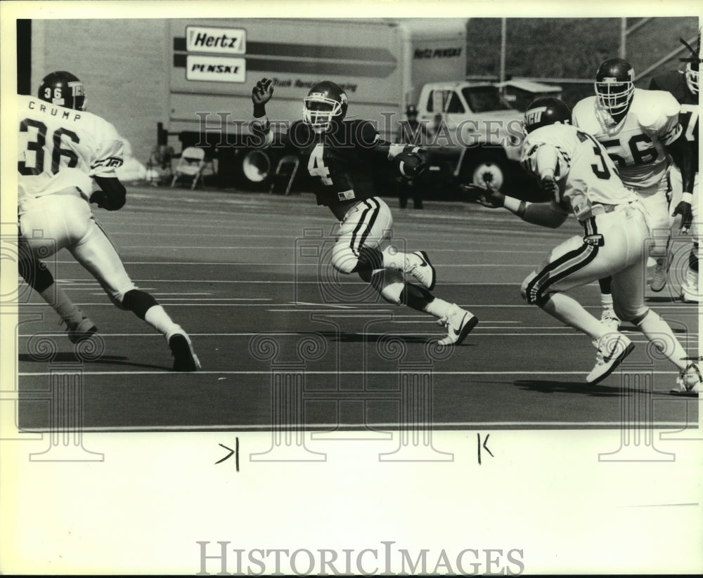 1988 Press Photo College Football Players at Game - sas13812- Historic Images