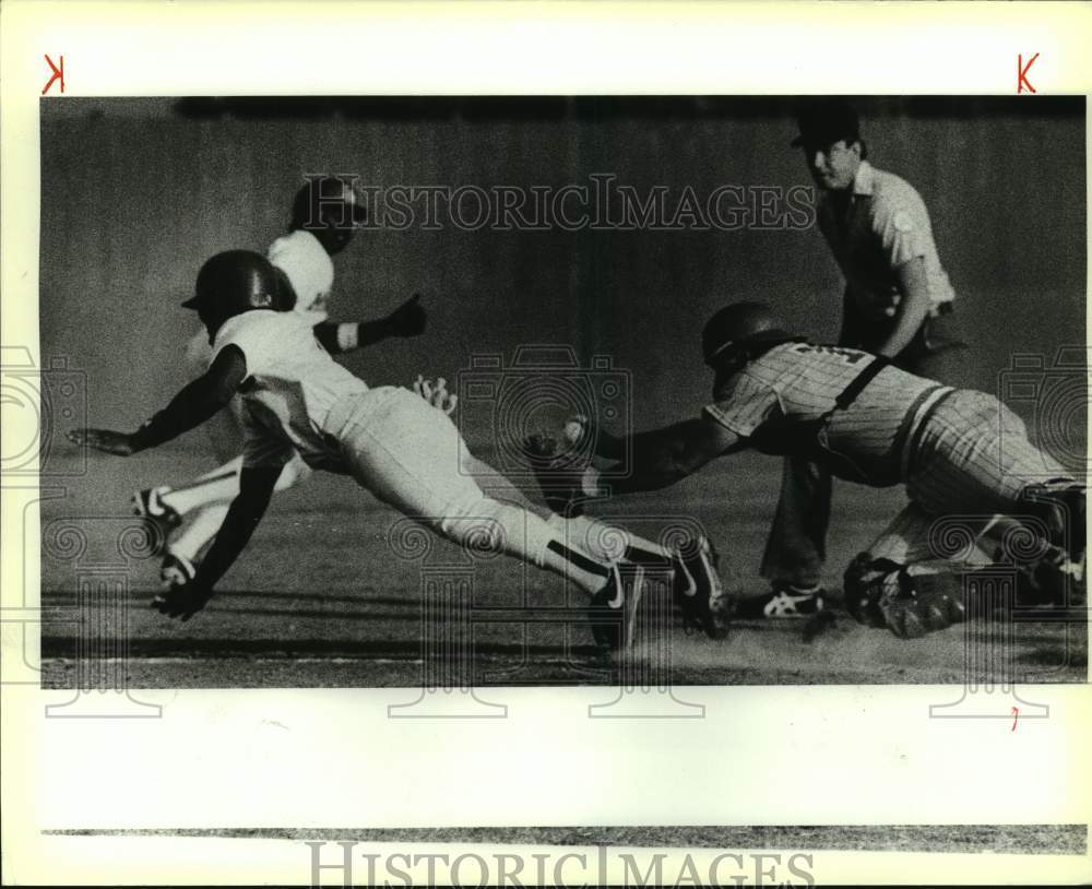 1988 Press Photo The San Antonio Missions and El Paso Diablos play pro baseball- Historic Images