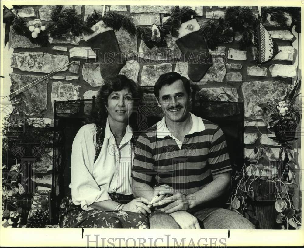 1985 Press PhotoSan Antonio Gunslinger football player Nick Mike-Mayer and wife- Historic Images