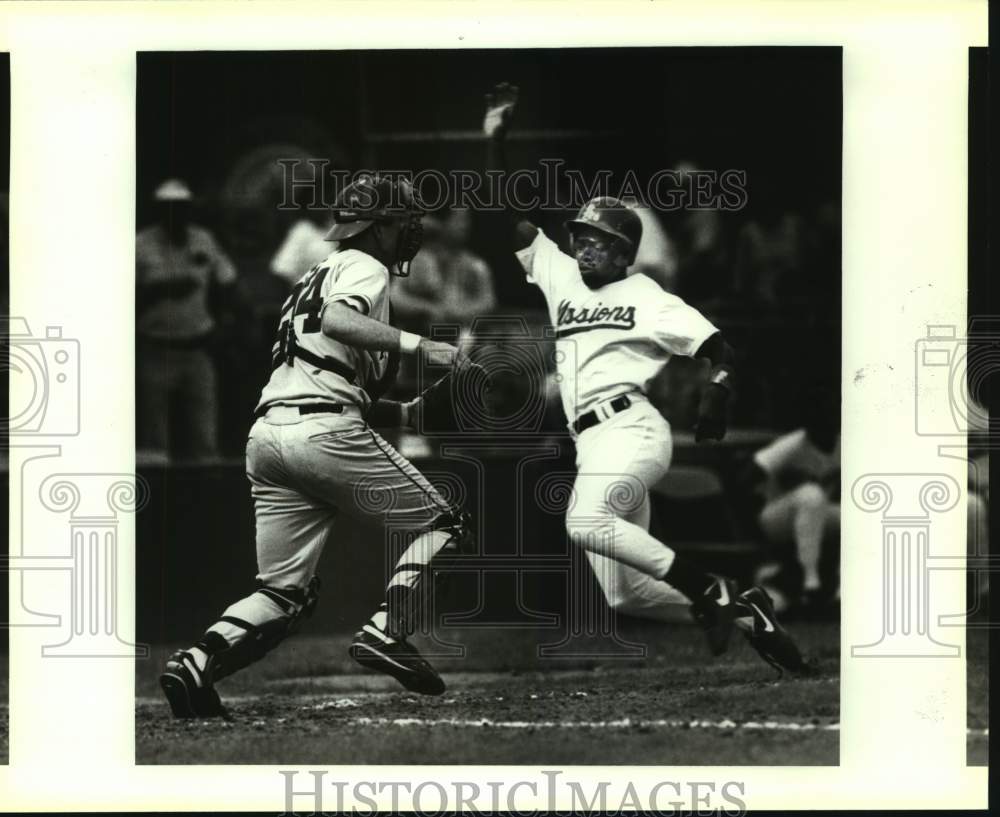 1993 Press Photo The San Antonio Missions and Midland play minor league baseball- Historic Images