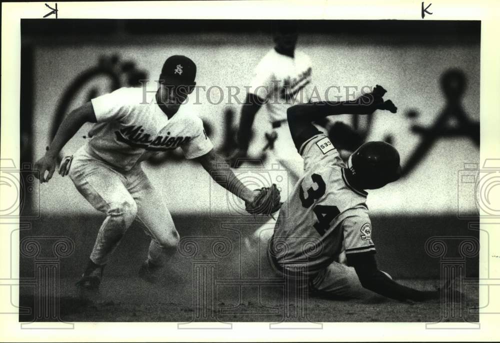 1992 Press Photo San Antonio Missions and Shreveport play pro baseball- Historic Images