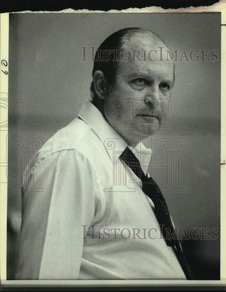 Press Photo St. Mary's college basketball coach Buddy Meyer - sas14632- Historic Images