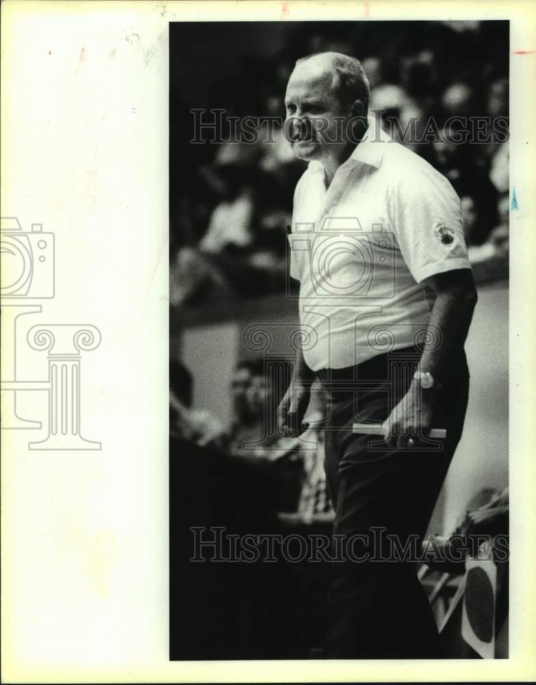 1988 Press Photo St. Mary's college basketball coach Buddy Meyer - sas14636- Historic Images