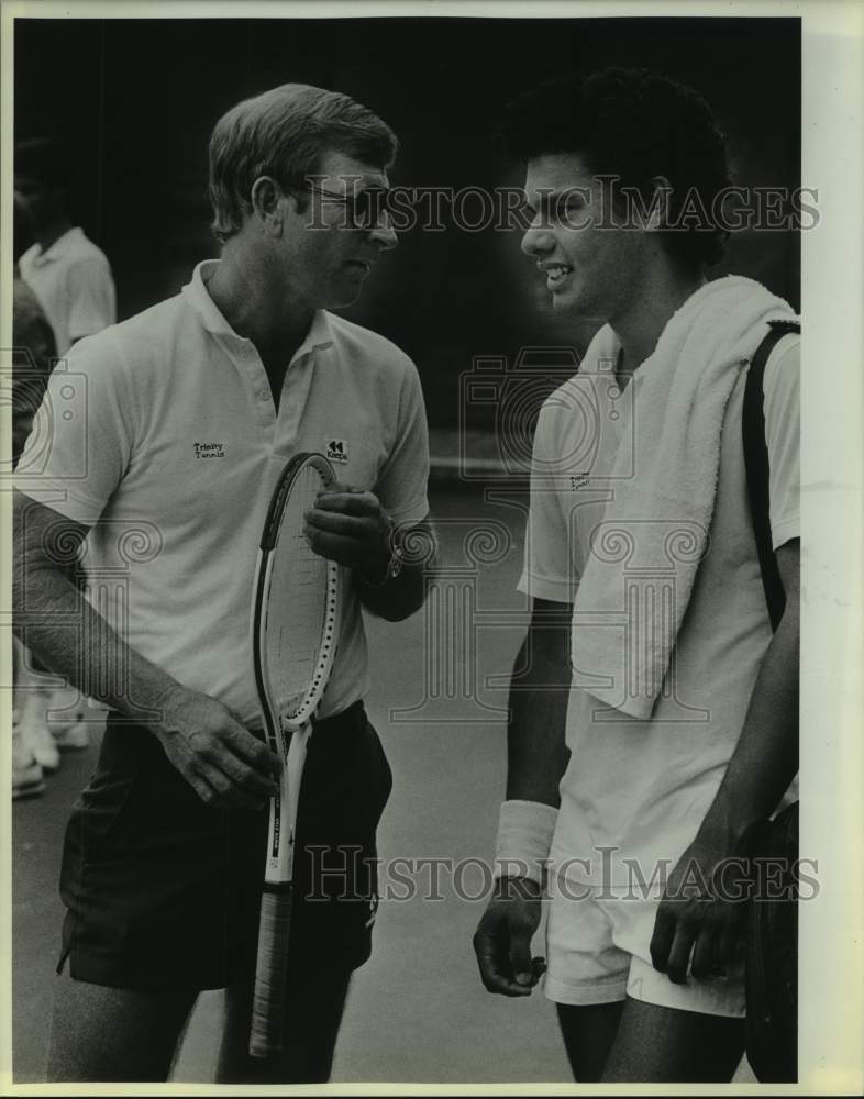 1987 Press Photo Trinity tennis coach Butch Newman with Mauricio Silva- Historic Images