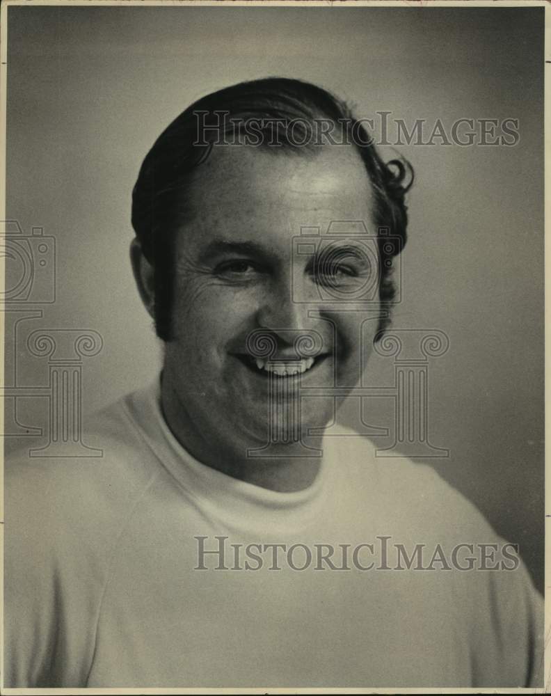 1976 Press Photo St. Mary's basketball coach Herman "Buddy" Meyer - sas14678- Historic Images