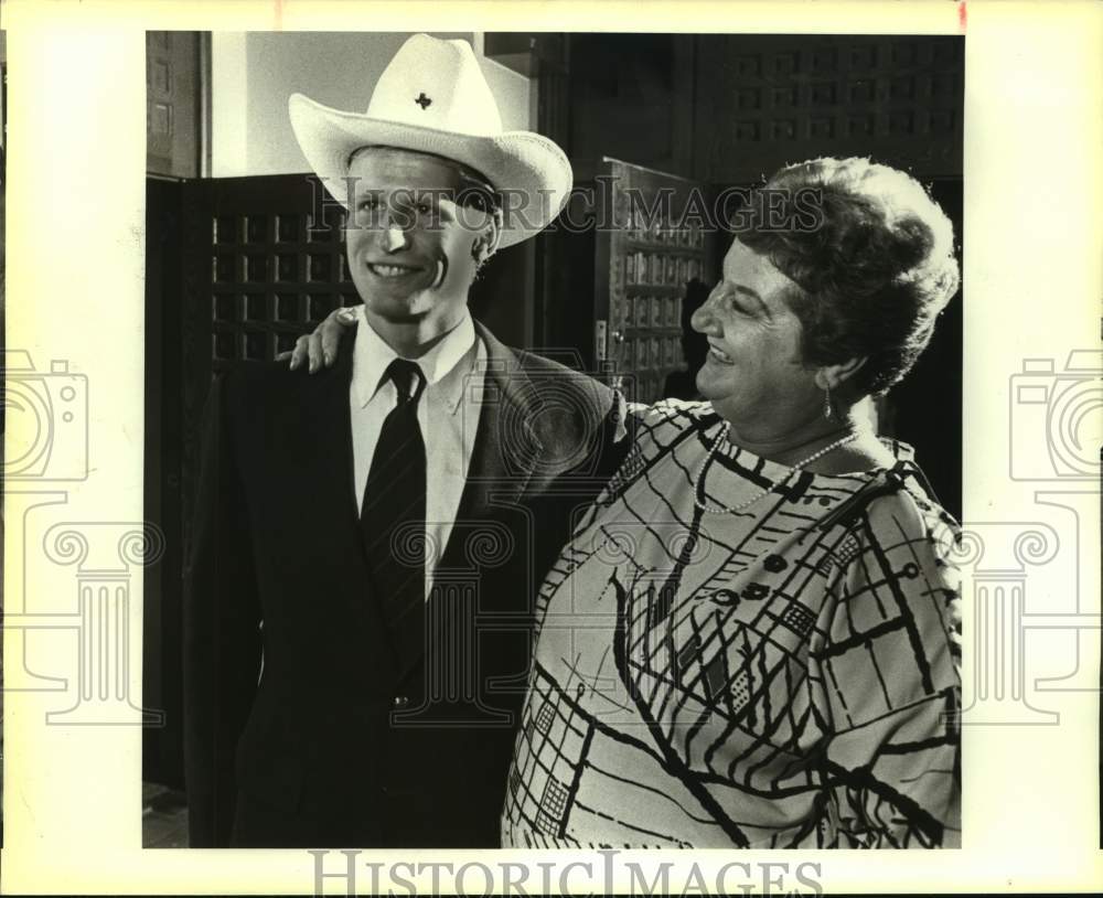 1984 Press Photo Mike Storm and Marianne Murley at pentathlete sendoff party- Historic Images
