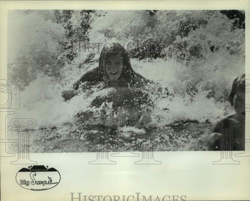 Press Photo A body surfer in a Big Surf wave pool - sas15599- Historic Images