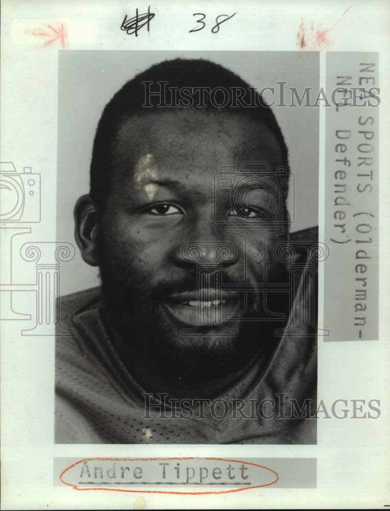 Press Photo NFL football linebacker Andre Tippett - sas15681- Historic Images