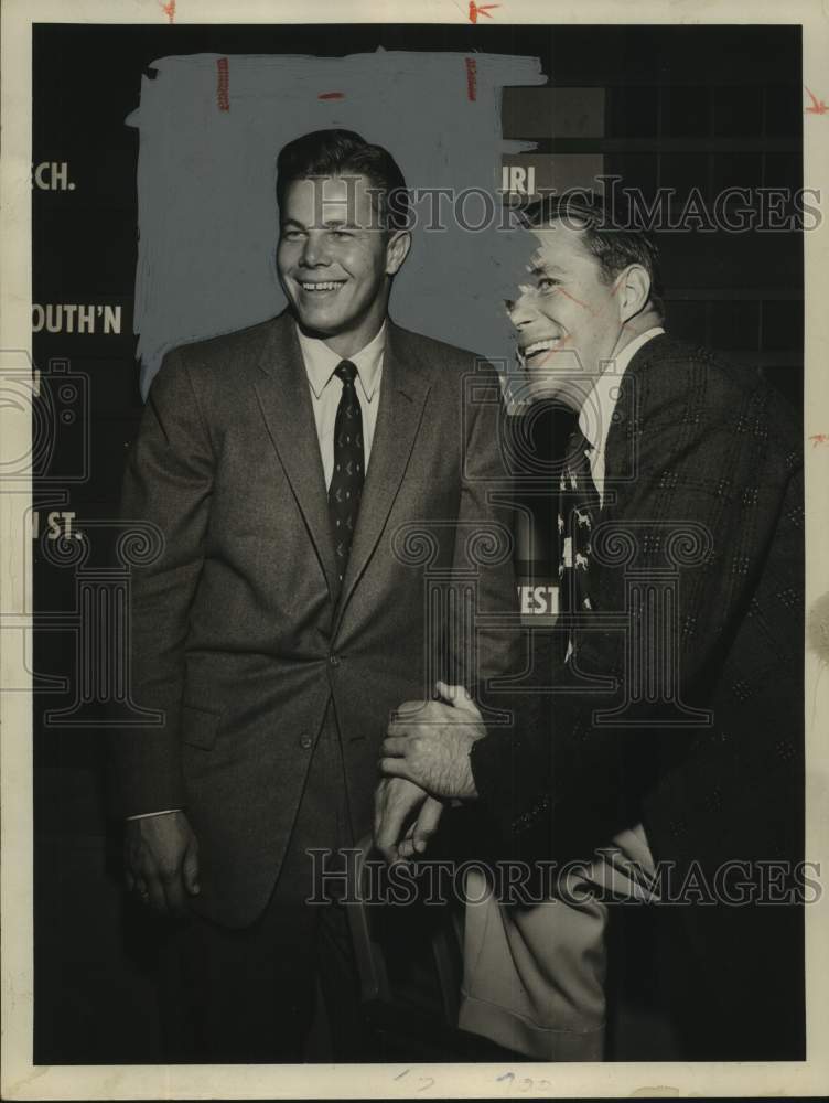 1959 Press Photo Sportscaster Kyle Rote - sas17034- Historic Images