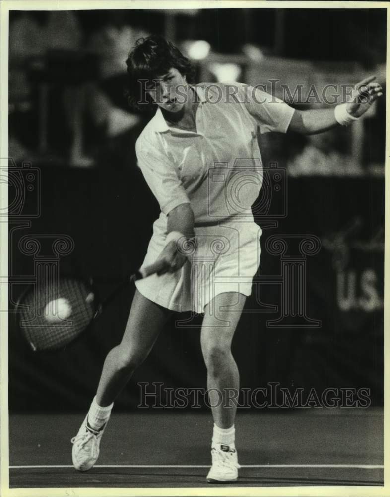 1988 Press Photo Tennis player Gretchen Magers vs. Natalia Zvereva - sas17047- Historic Images