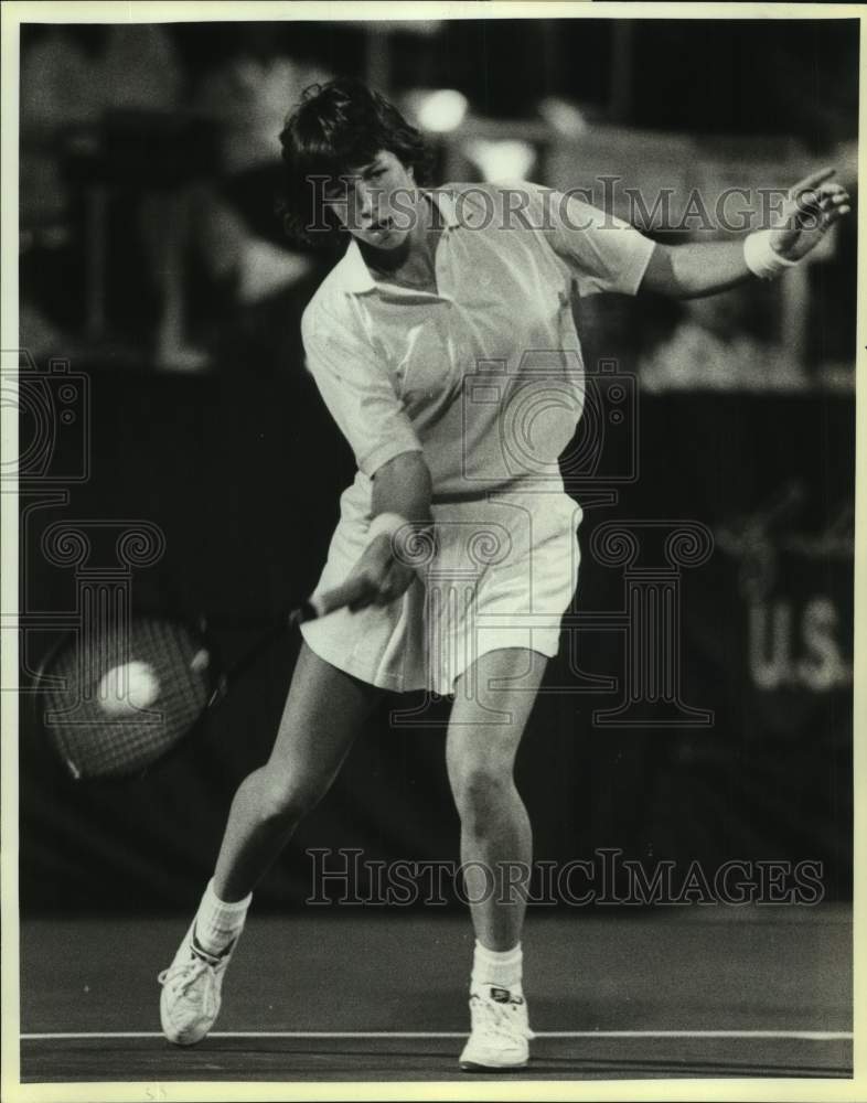 1988 Press Photo Tennis player Gretchen Magers vs. Natalia Zvereva - sas17047- Historic Images