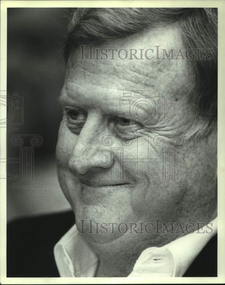 1990 Press Photo Sports team owner and billionare Red McCombs - sas17251- Historic Images