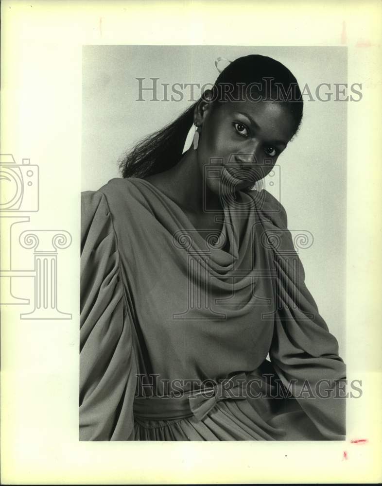 1984 Press Photo San Antonio Gunslingers cheerleader Kym Thomas - sas17275- Historic Images