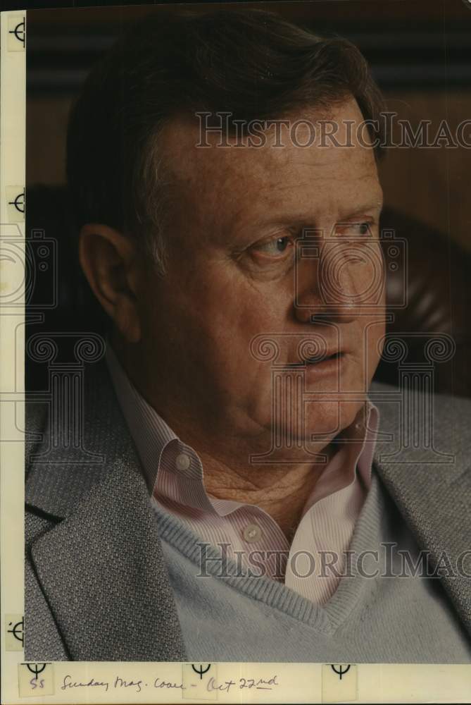 Press Photo B.J. "Red" McCombs - sas17344- Historic Images