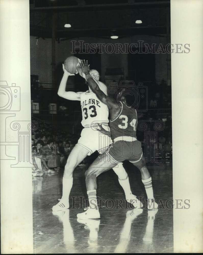 1977 Press Photo Tulane college basketball player Phil Hicks - sas17486- Historic Images