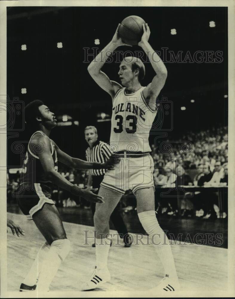 1976 Press Photo Tulane college basketball player Phil Hicks - sas17487- Historic Images