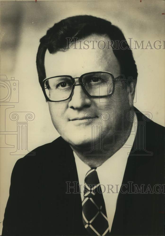 1975 Press Photo San Antonio Spurs basketball team owner Red McCombs - sas17682- Historic Images