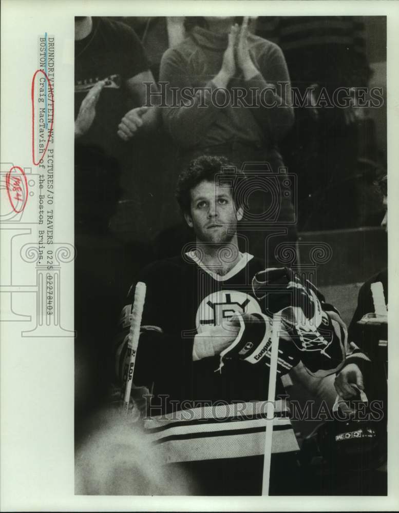 1984 Press Photo Boston Bruins hockey player Craig MacTavish - sas17719- Historic Images