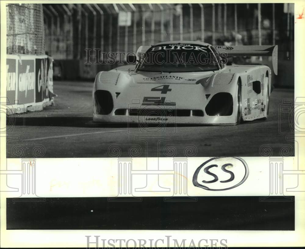 1989 Press Photo Nissan Grand Prix GT Light winner Linda Ludemann - sas17769- Historic Images