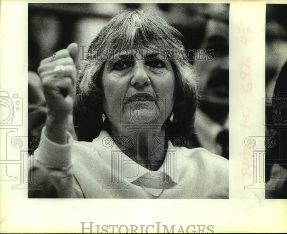 1988 Press Photo Mrs. Bob Bass, wife of San Antonio Spurs basketball GM- Historic Images