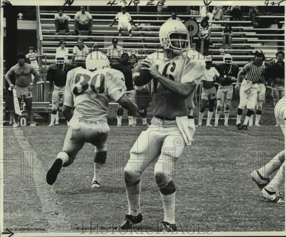 1977 Press Photo Tulane University fooball quarterback Tommy Hightower- Historic Images