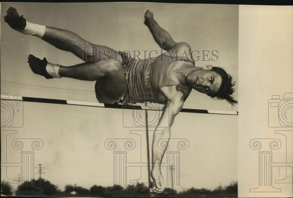 1960 Press Photo Track and field athlete Wesley Ritchie - sas18095- Historic Images