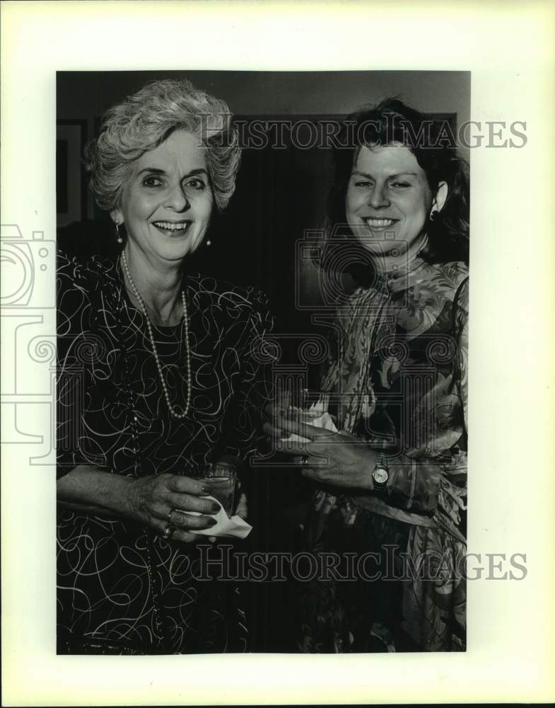 1987 Press Photo Marilyn Cockburn, Judy Eidson, Mary Jane Johnson reception- Historic Images