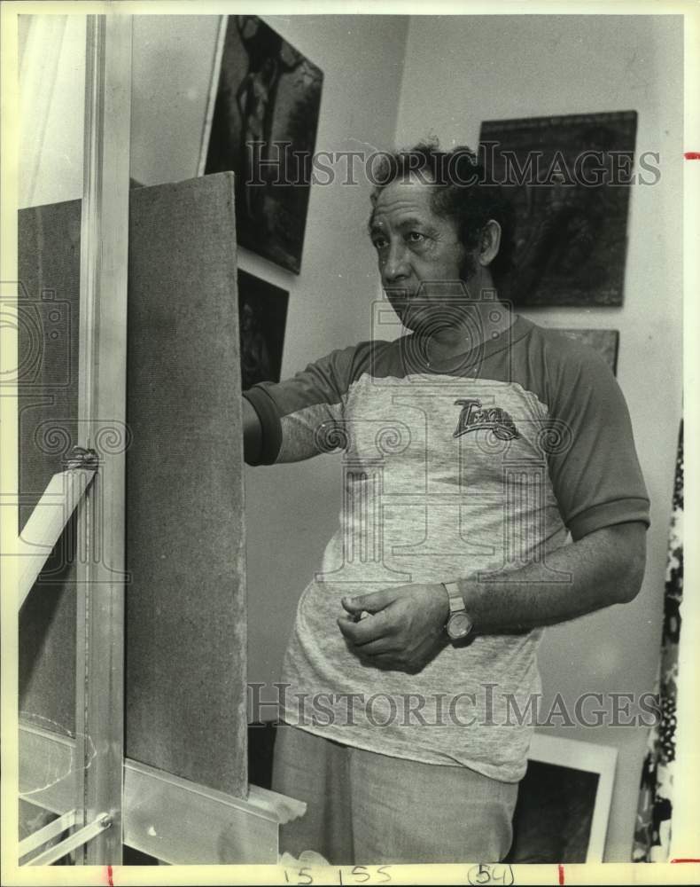 1983 Press Photo Muralist Sergio Cuevas - sas18357- Historic Images