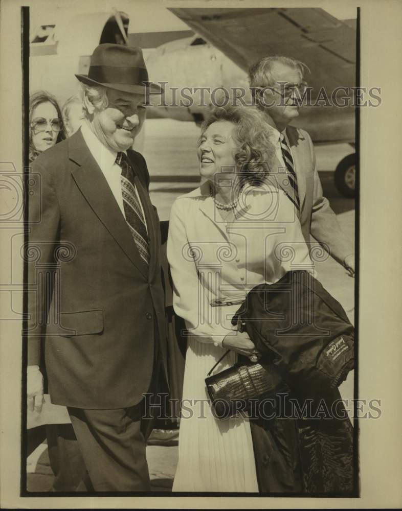 1979 Press Photo Mr. and Mrs. John Connelly, San Antonio airport - sas18622- Historic Images