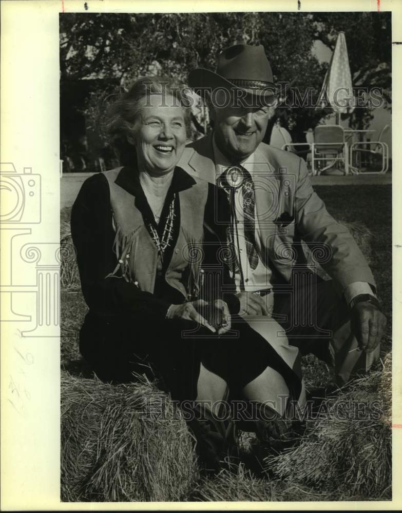 1983 Press Photo John Connelly and wife Nellie at their ranch - sas18624- Historic Images