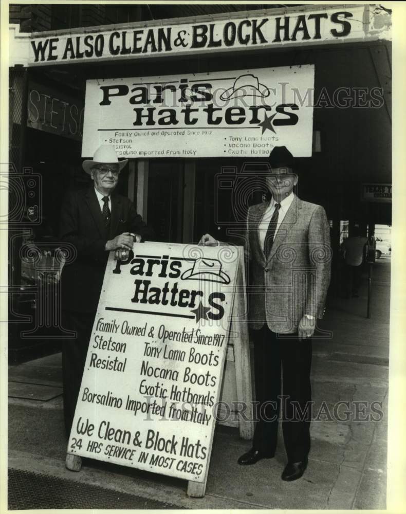 1989 Press Photo Abe Cortez Sr. and Abe Cortez Jr., Paris Hatters - sas18675- Historic Images