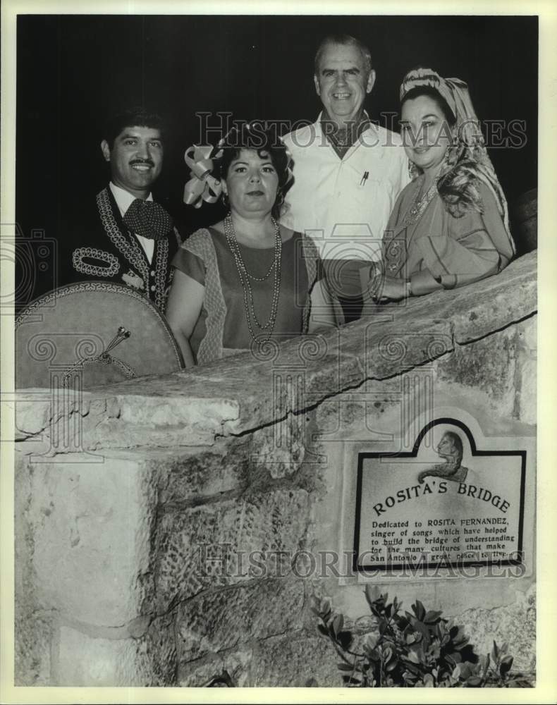 1989 Press Photo Gerardo Diaz, Carmen Alvarado, Carey Deckard & Rosita Fernandez- Historic Images