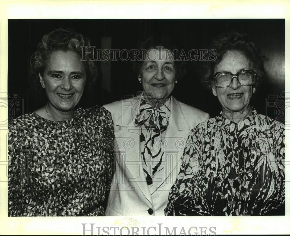 1990 Press Photo San Antonio Chamber Music Society Officials Before Concert- Historic Images