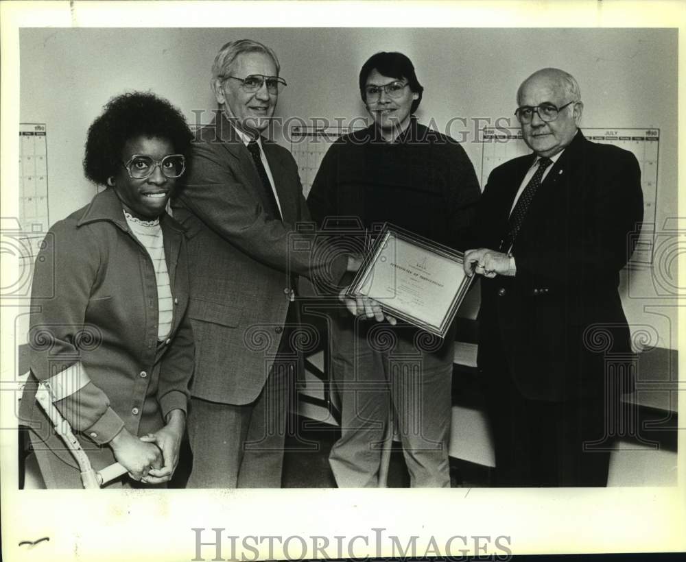 1989 Press Photo San Antonio Independent Living Services Handicapped Awards- Historic Images