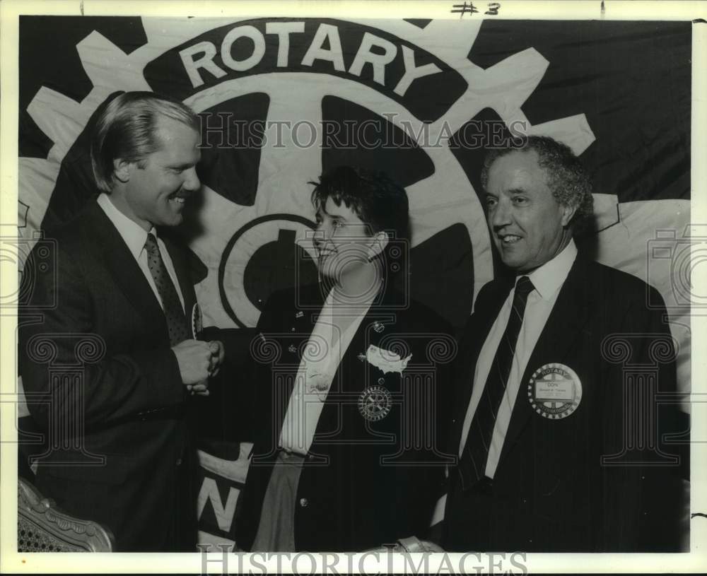 1989 Press Photo Rotary Club of San Antonio Lucheon Attendees at Bright Shawl- Historic Images